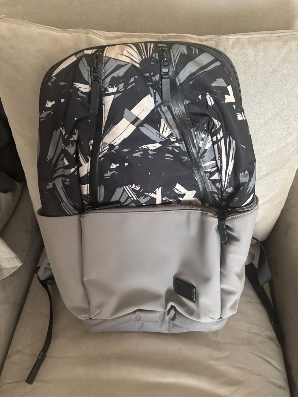 Tumi Black & Gray Patterned Backpack - Modern Urban Carry